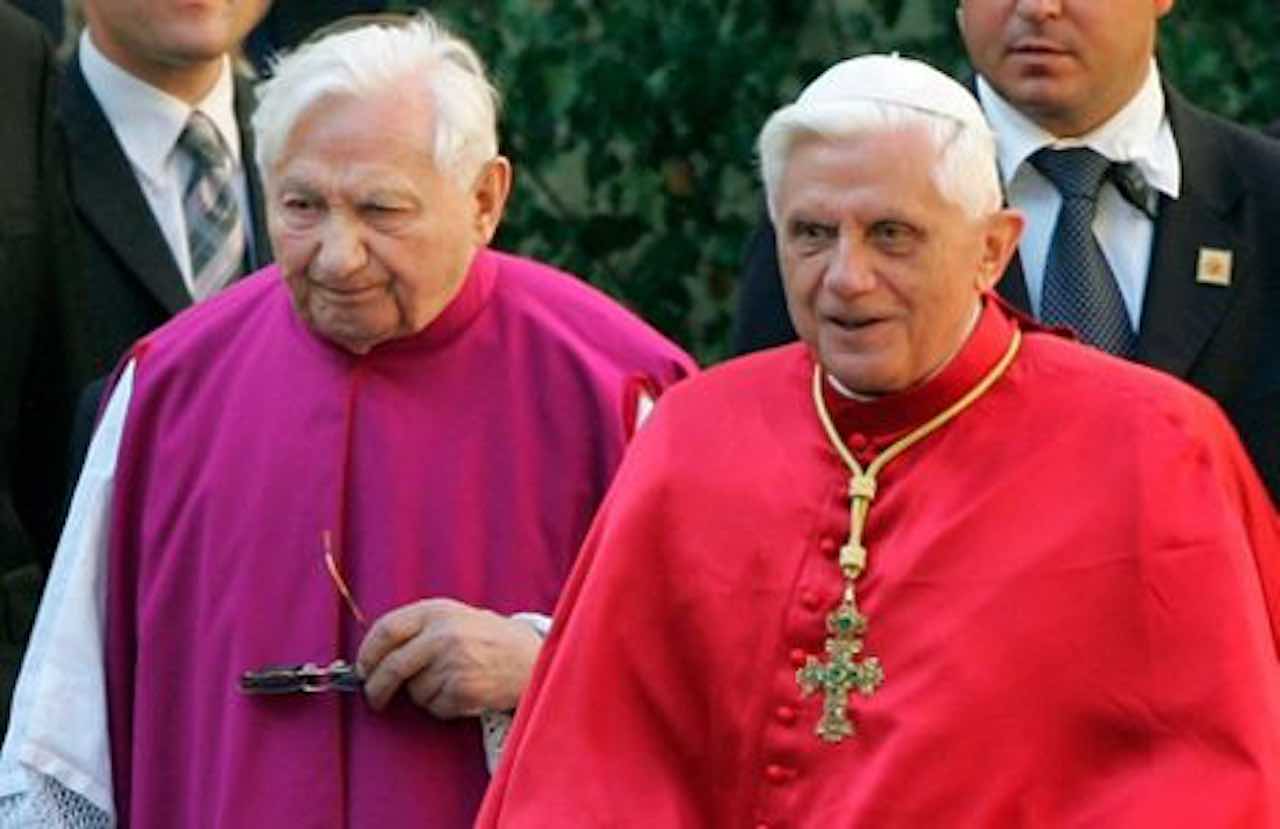 Papa Ratzinger e il fratello Georg Ratzinger