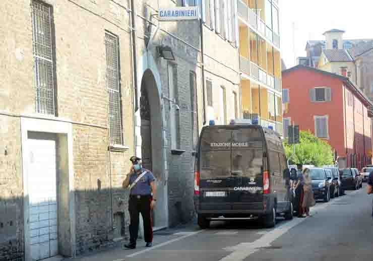 Rimossi vertici comando provinciale Piacenza carabinieri 