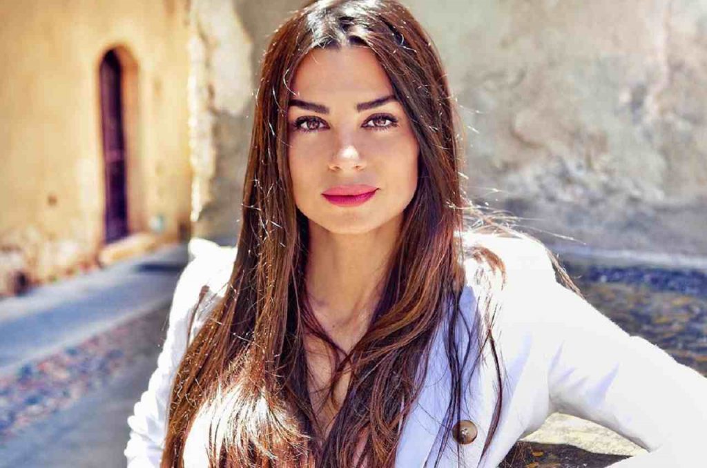 Serena Enardu cacciata di casa | La ex gieffina ora vuole vendetta