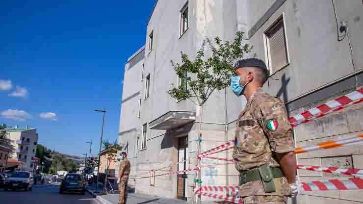 Migranti Sicilia emergenza esercito Lamorgese