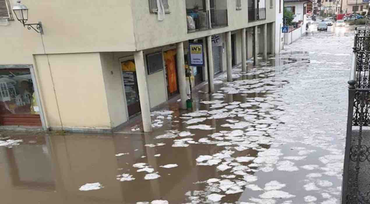 piogge e frane in Valtellina. famiglie evacuate