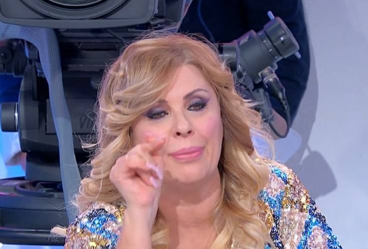 Tina Cipollari estate da single