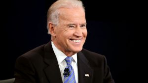 Usa 2020, ultimo sondaggio vede vantaggio di Biden su Trump di 15 punti