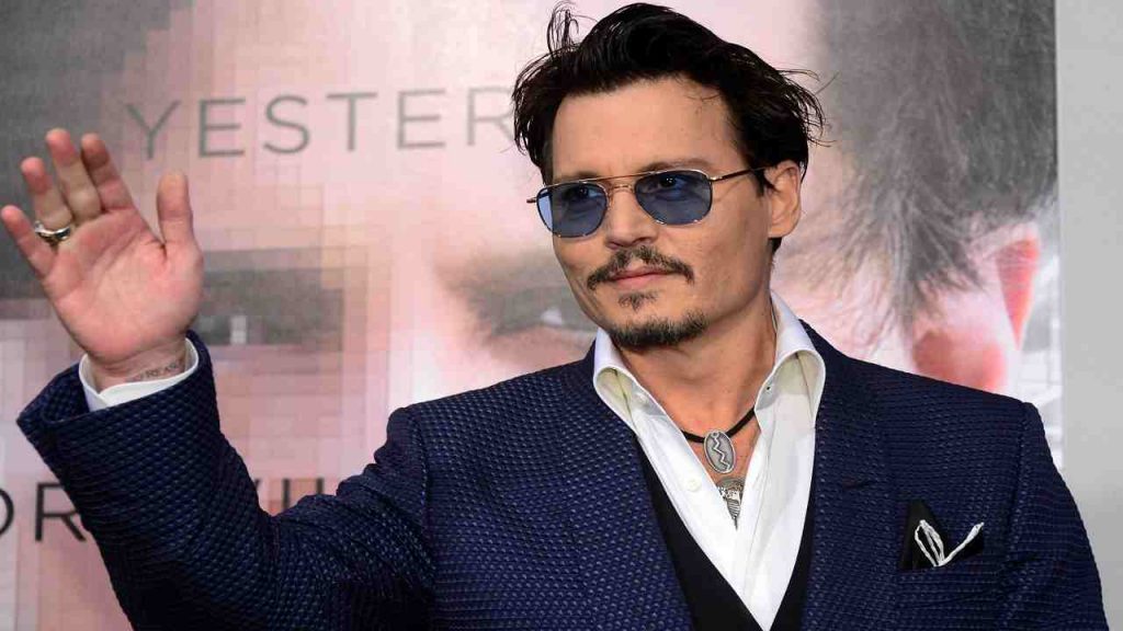 Johnny Depp | la verità sul messaggio scritto con il suo sangue