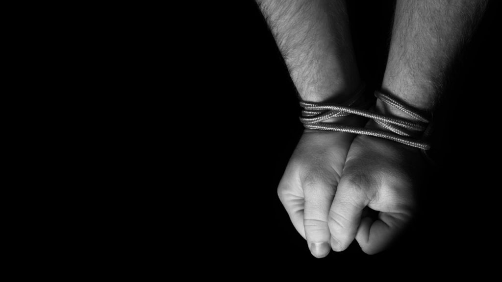 Tratta degli esseri umani, oltre 2mila vittime in Italia nel 2019