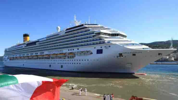 Due navi in isolamento bloccate nel porto di Civitavecchia coronavirus tre infetti