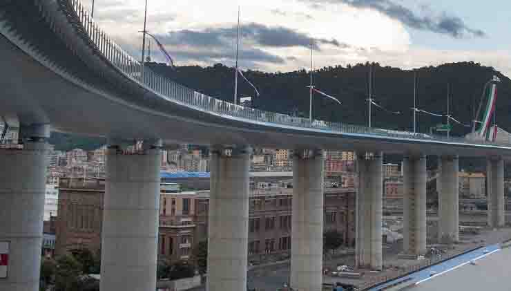 Decreto agosto Giuseppe Conte ponte di Genova proroga stato di emergenza