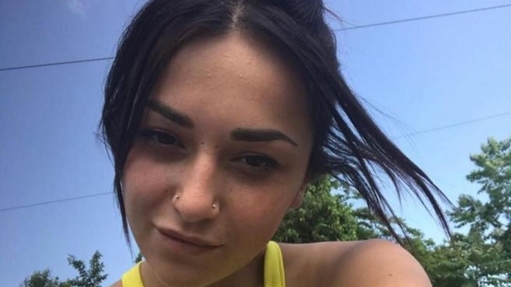 Francesca Manfredi muore a Brescia 24 anni mix droga e alcol 