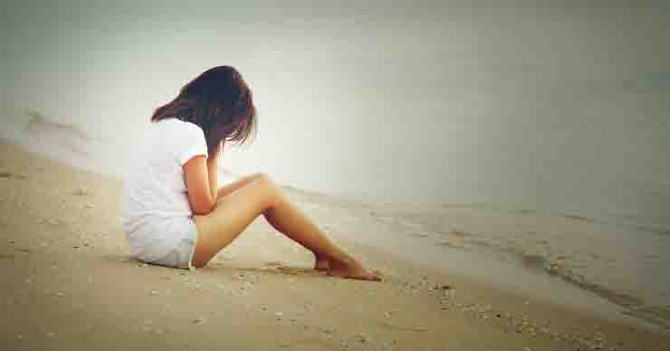 Ragazza violentata a Fregene trovata priva di sensi in spiaggia non ricorda nulla