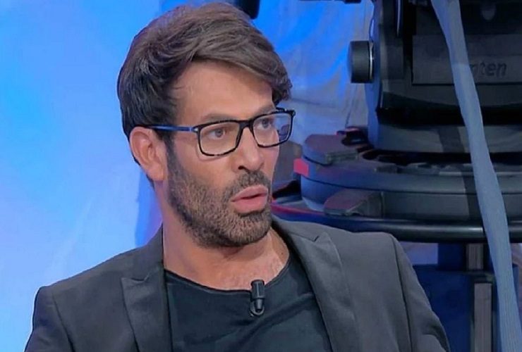 Gianni Sperti oppresso dai pregiudizi