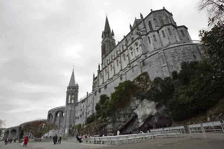 Funicolare di Lourdes colpita da un fulmine 12 i feriti 