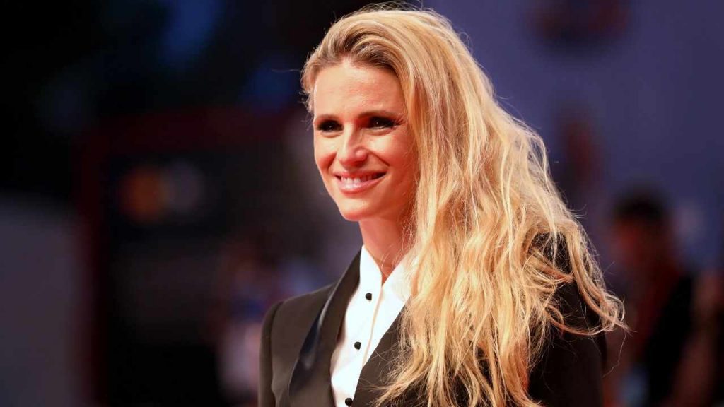 Michelle Hunziker struccata: nessuno si aspettava una pelle così [FOTO]