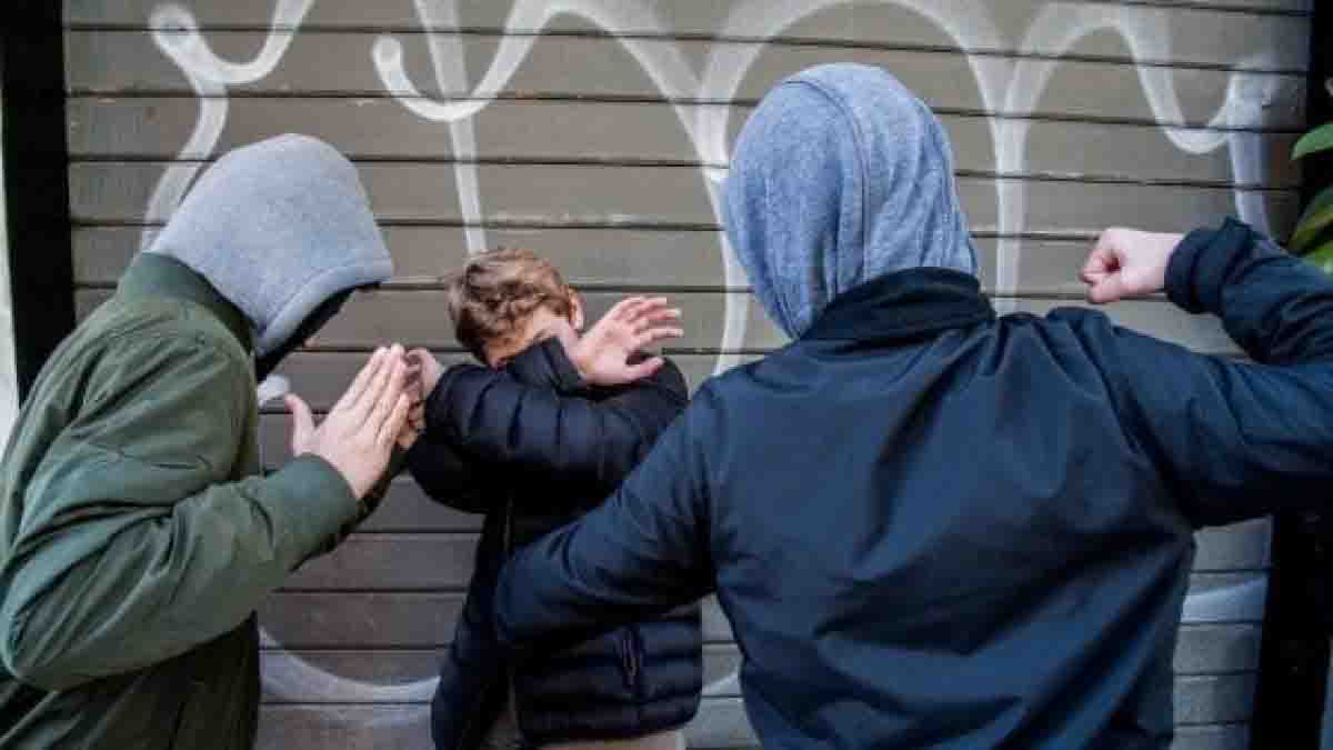15enne massacrato di botte la notte di Ferragosto da un gruppo di bulli in Versilia: “Potevano uccidermi come Willy. Vedo violenza ovunque, fermiamoci” 15enne massacrato di botte la notte di Ferragosto da un gruppo di bulli in Versilia: “Potevano uccidermi come Willy. Vedo violenza ovunque, fermiamoci”