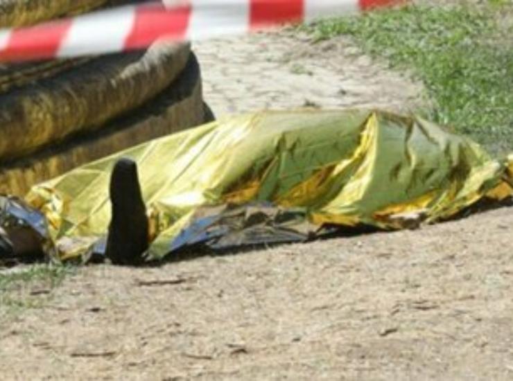 Roma, trovato cadavere dentro a una fontana: avviate le indagini