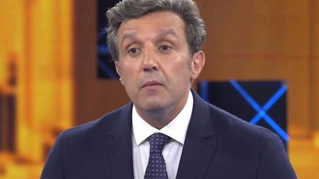 Flavio Insinna e L’Eredità, guai per una risposta sbagliata: la decisione del tribunale