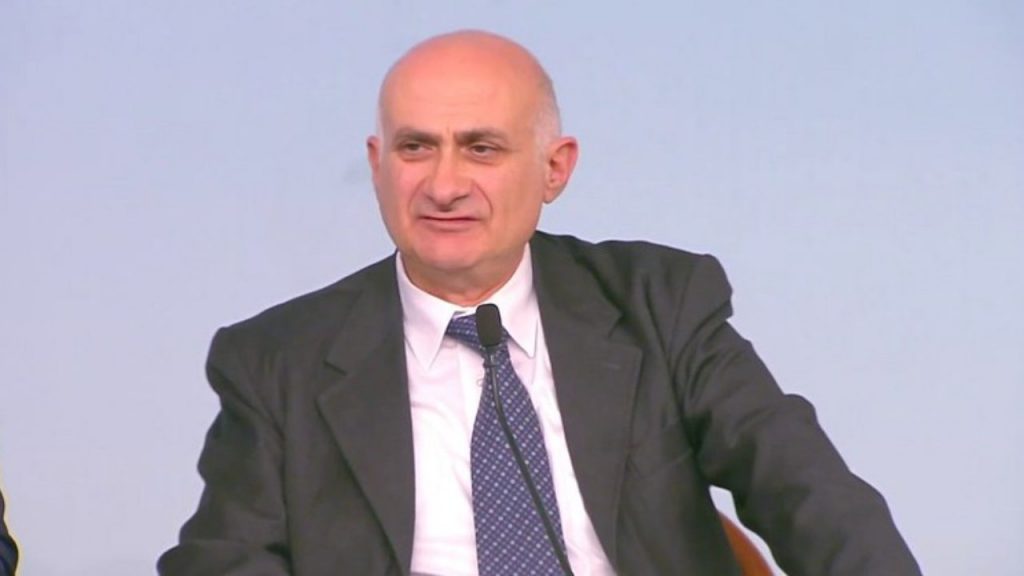 Ippolito (direttore Spallanzani): “Resistiamo per sei mesi contro il Covid”