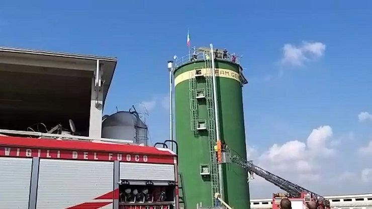 Incidente Cuneo silos fratelli uno muore l'altro gravissimo