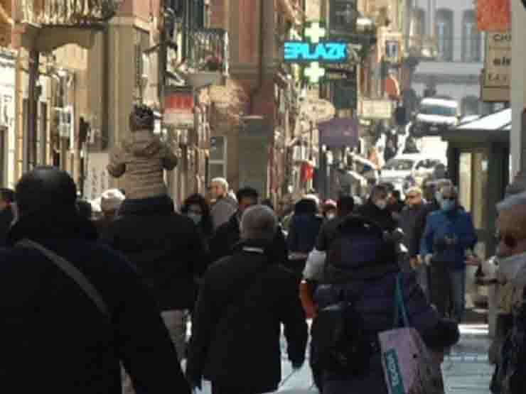 centro storico Genova mascherina h24