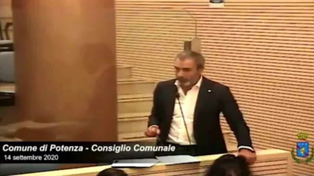 Michele Napoli omossessualità contro natura-min