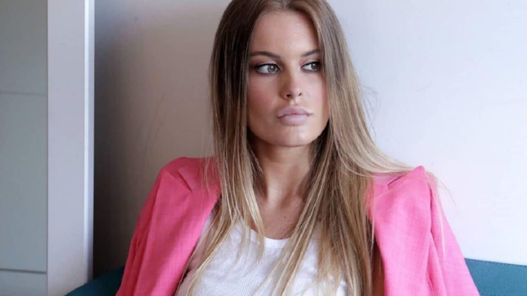 Uomini e Donne, bomba sulla tronista Sophie: “Furto di…”