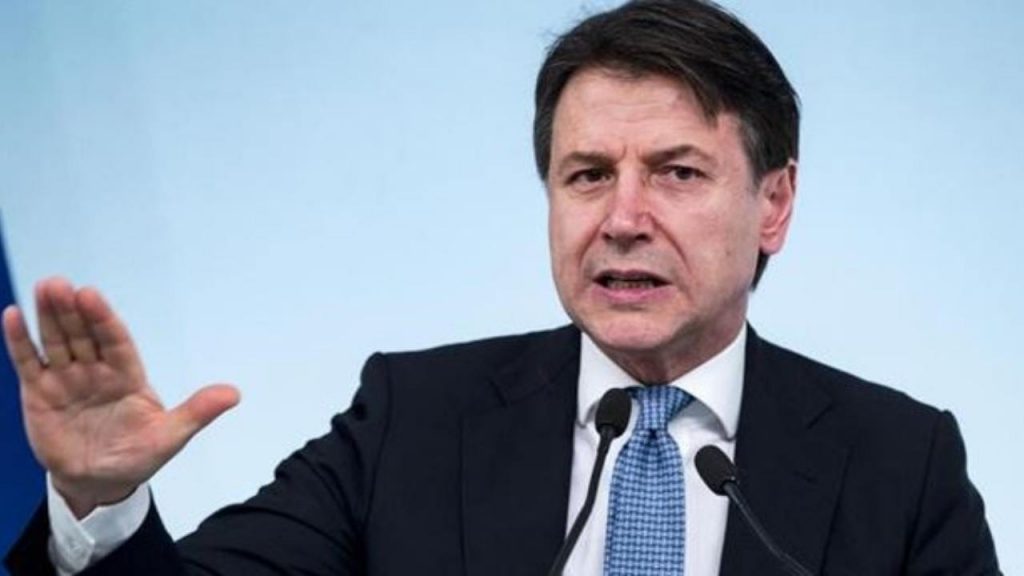 Reddito di cittadinanza, si cambia: nel mirino chi rifiuta il lavoro