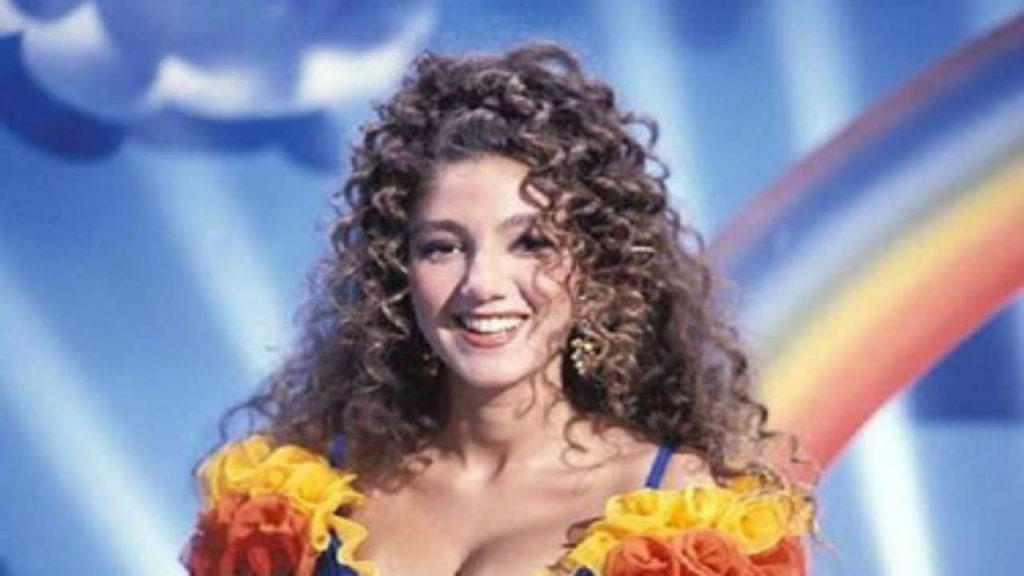 È stata una delle prime veline: ecco oggi Fanny Cadeo a 50 anni
