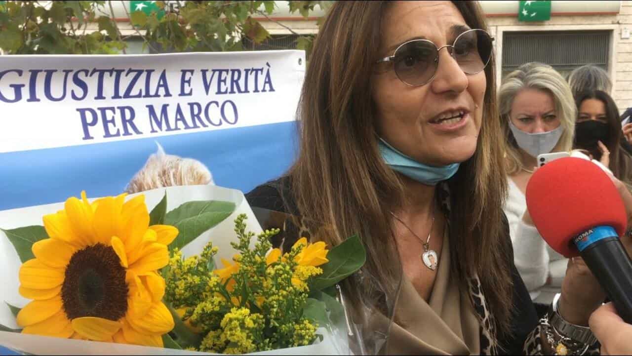 Omicidio Vannini, lacrime e commozione fuori dal tribunale per la sentenza