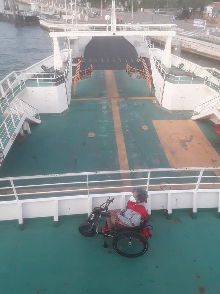 Maura fontana disabile maltrattata sul ferry