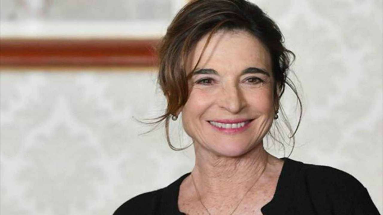 Lina Sastri |chi è | carriera | vita privata dell’attrice e cantante Lina Sastri |chi è | carriera | vita privata dell’attrice e cantante