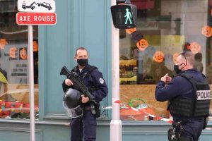 avignone attentato