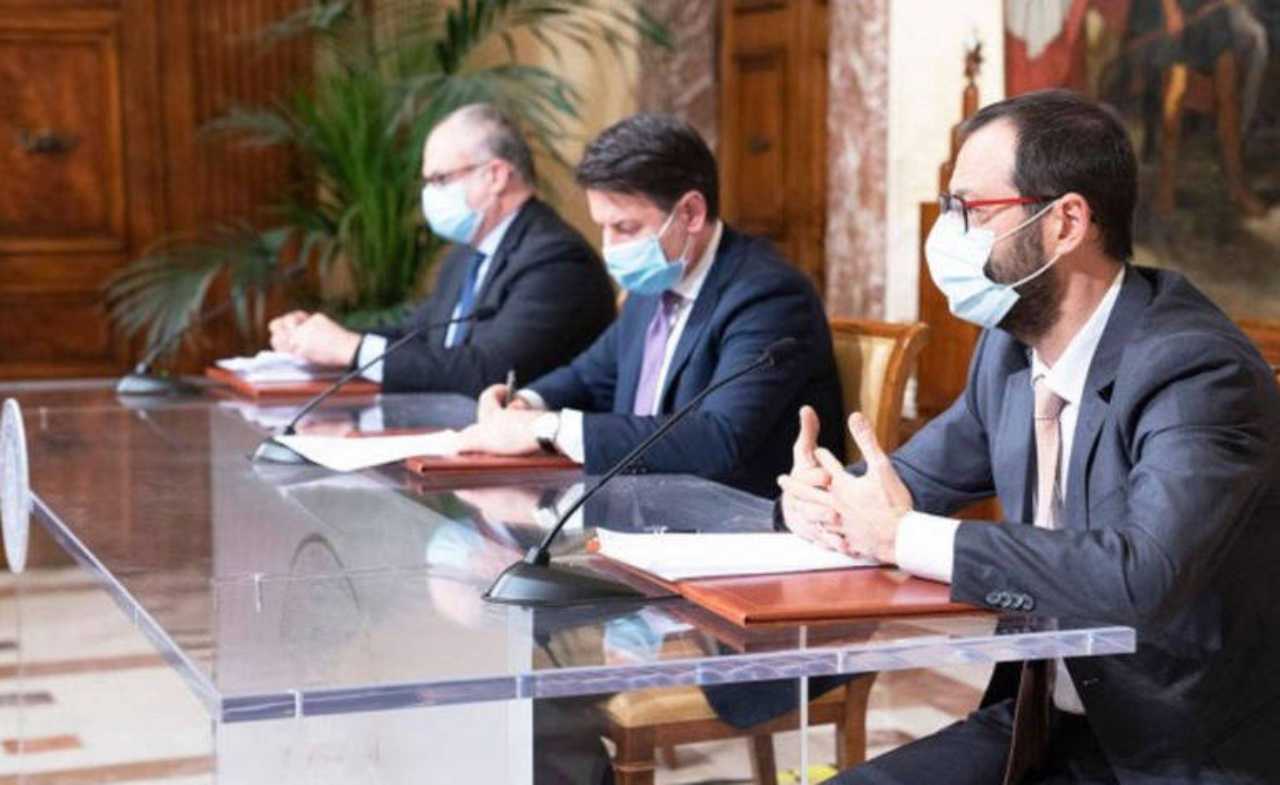 Decreto-ristori-conte-gualtieri-patuanelli