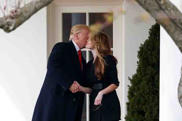 Donald Trump sapeva della posivitià di Hope Hicks