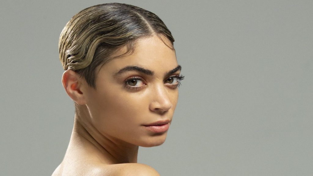 Elodie al naturale senza filtri e trucco: com’è l’ex di Amici