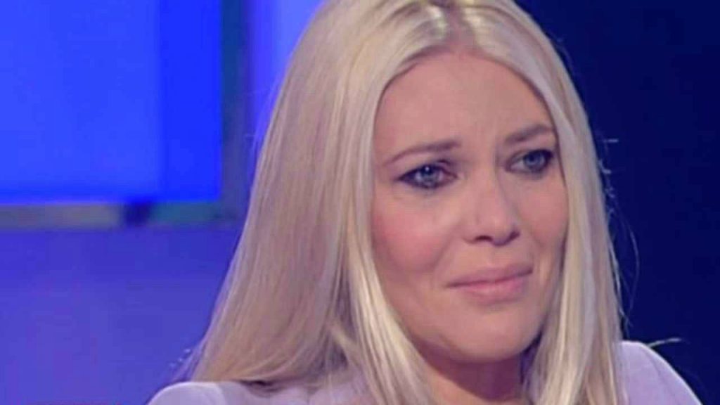 Eleonora Daniele, l’ospite annuncia di essere positivo