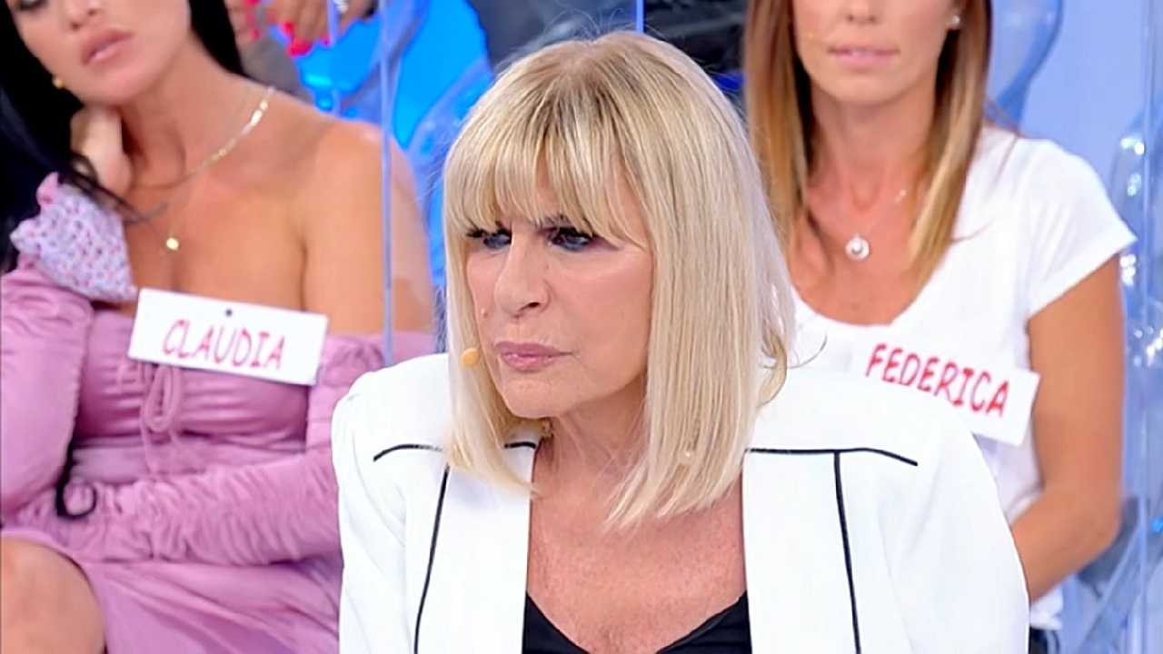 Gemma Galgani bacio da dimenticare