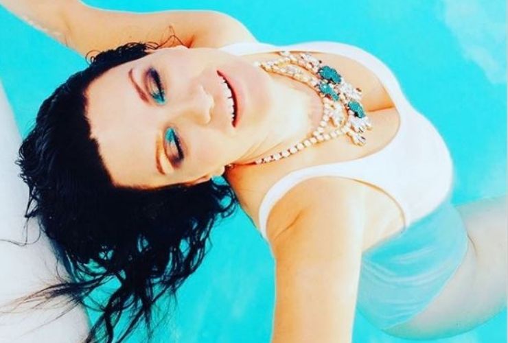 Pausini hot laura Incancellabile