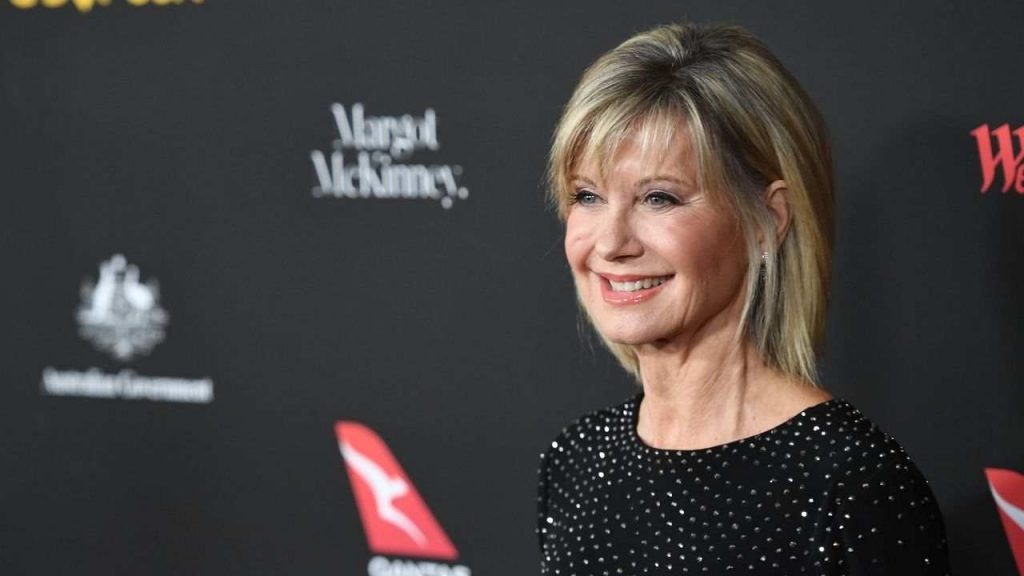 Olivia Newton John, la confessione sul cancro: “Nella mia vita è stato importante”
