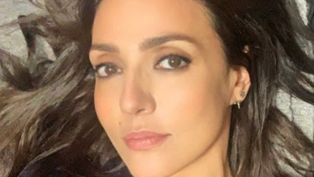 Ambra Angiolini si ribella, la battaglia dell’attrice: appello per i lavoratori Ambra Angiolini si ribella, la battaglia dell’attrice: appello per i lavoratori