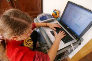 covid pedofilia collegamento
