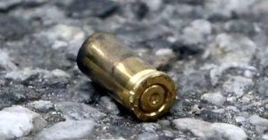 Roma, sparatoria al trullo: il sicario è in fuga
