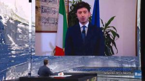Cittadini-sentinella: per Speranza la movida si controlla con le segnalazioni