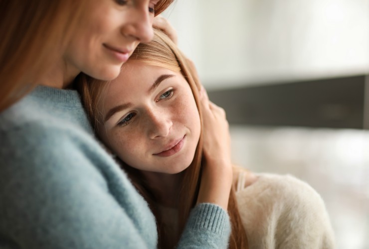 Mamma e figlia cucinare-Meteoweek.com