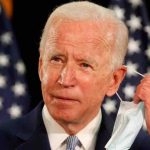 Joe Biden si è fratturato un piede, indosserà tutore Joe Biden si è fratturato un piede, indosserà tutore