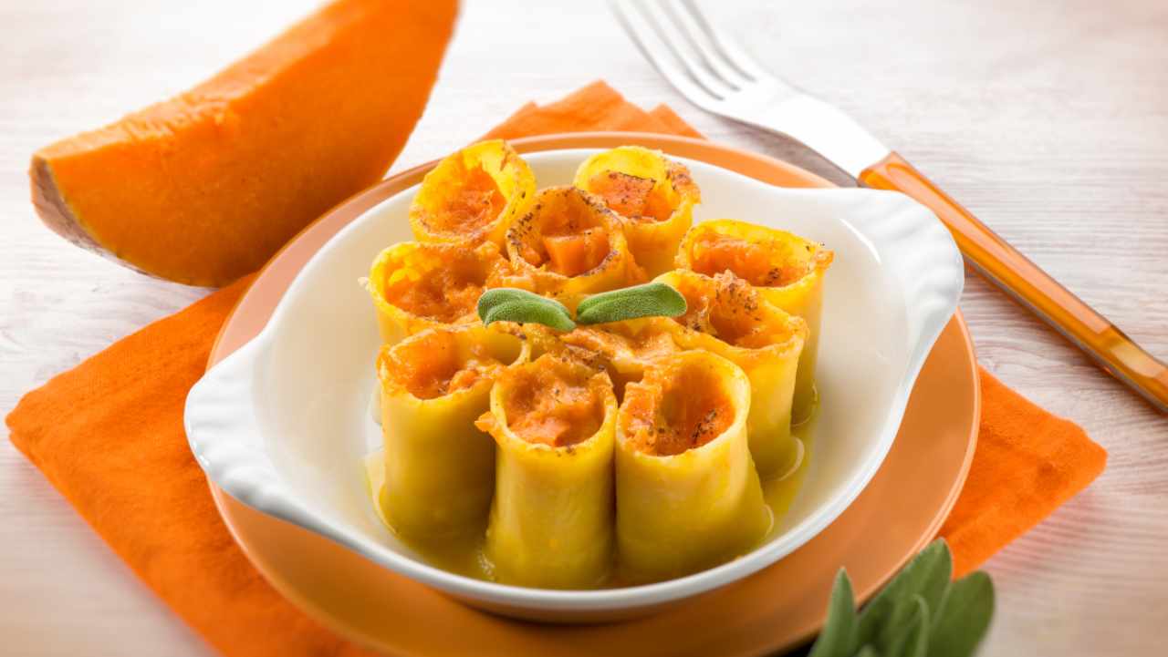 paccheri zucca e mozzarella