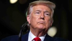 Trump contro Twitter roba da comunisti
