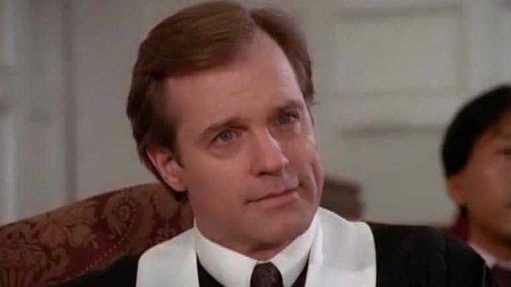 Settimo Cielo, che fine ha fatto il Reverendo? Eccolo a 73 anni dopo le accuse di molestie