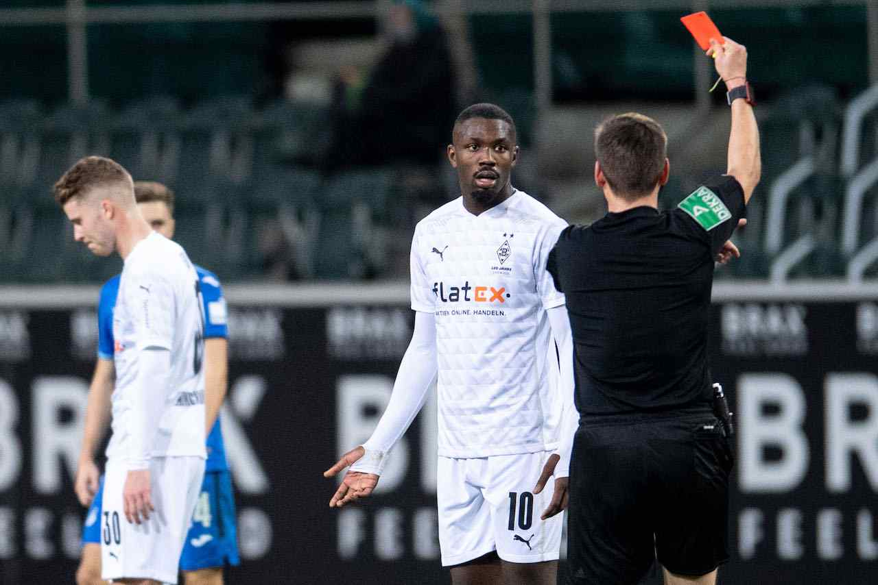 Il momento dell'espulsione di Marcus Thuram. Getty Images