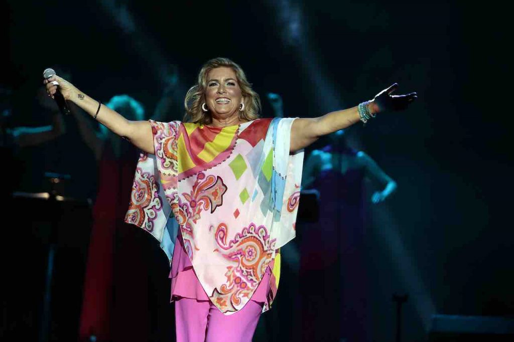 Romina Power rivela il suo “peccato”: non riesce a farne a meno [FOTO]