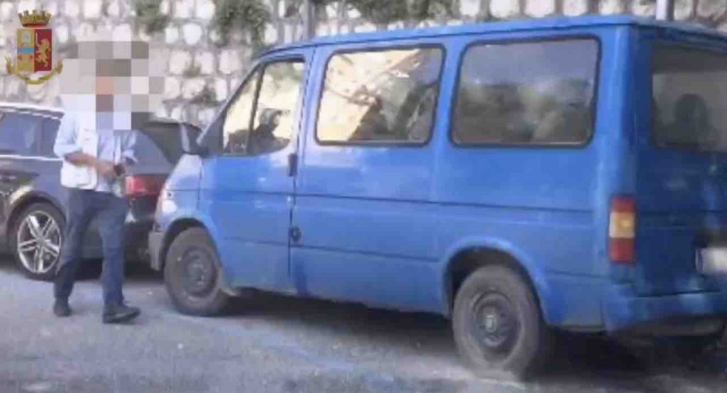 Migranti: false nozze per permessi soggiorno, 16 arresti [VIDEO]