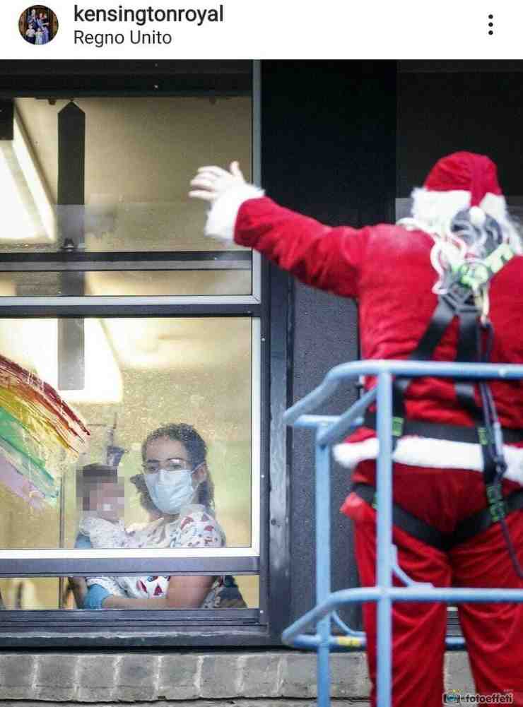 La bimba in ospedale riceve la sorpresa da Babbo Natale - Fonte Instagram